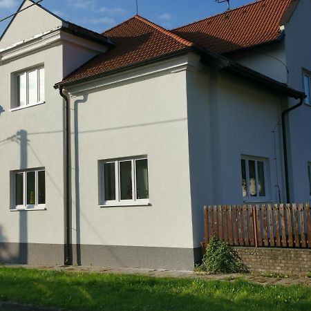 Apartmany Za Sakurou Hodonín Eksteriør billede