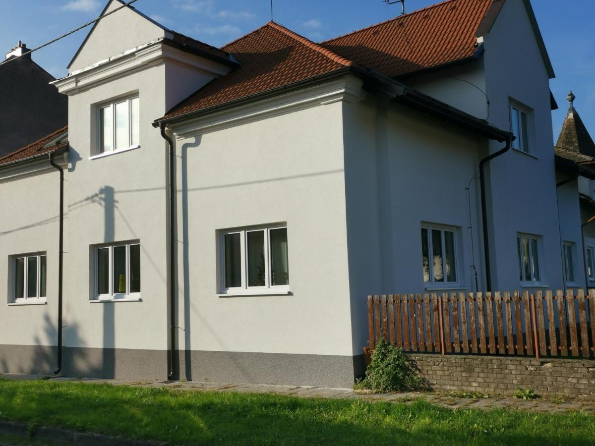Apartmany Za Sakurou Hodonín Eksteriør billede